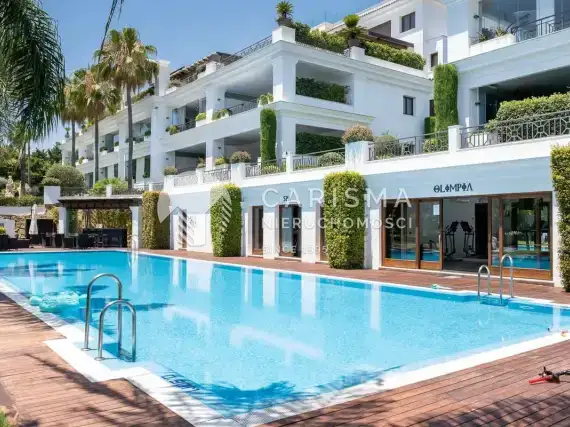 (30) Luksusowy apartament w pierwszej linii brzegowej, Estepona, Costa del Sol