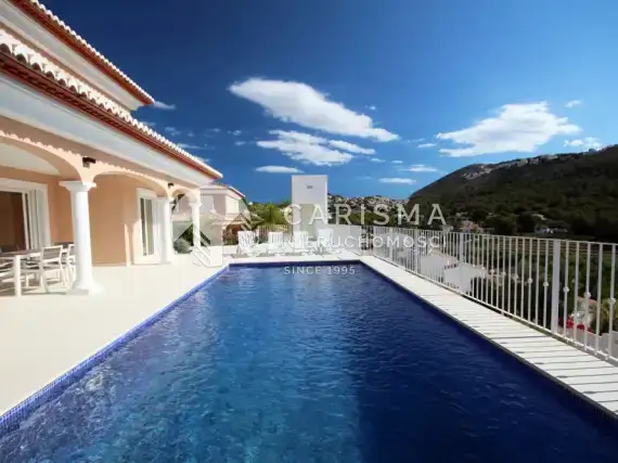 (4) Klasyczna willa z widokiem na morze i góry, Moraira