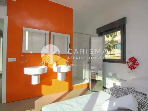 (12) Willa z widokiem na morze w El Portet, Moraira
