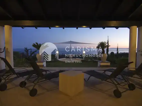 (8) Willa w stylu andaluzyjskim z pięknym, panoramicznym widokiem na morze, Marbella, Costa del Sol