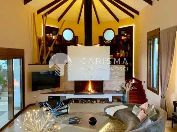 (11) Willa w stylu andaluzyjskim z pięknym, panoramicznym widokiem na morze, Marbella, Costa del Sol