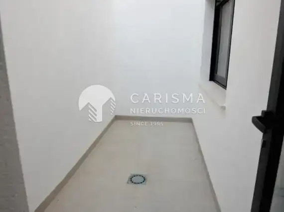 (12) Nowa willa w bardzo dobrej lokalizacji, Santiago de la Ribera, Costa Calida