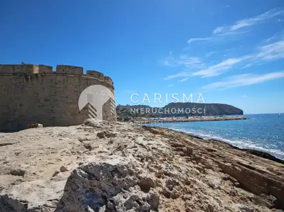 (37) Nowoczesna willa w doskonałej lokalizacji, Moraira
