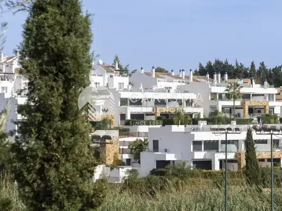 (26) Dom w zabudowie szeregowej z pięknym widokiem na morze i góry, Marbella Costa del Sol