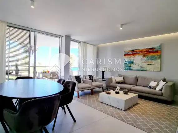 (17) Nowy i luksusowy apartament, w pierwszej linii brzegowej, Estepona, Costa del Sol
