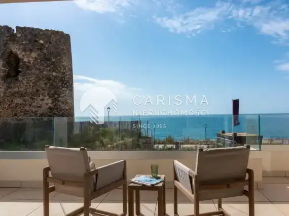 (4) Ostatni, luksusowy i nowy apartament w pierwszej linii brzegowej, Estepona, Costa del Sol