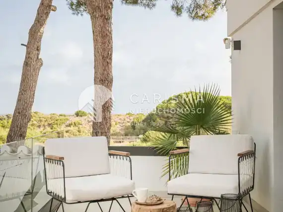 (11) Ekskluzywna willa w pierwszej linii brzegowej, Marbella East, Costa del Sol