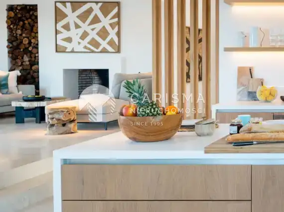 (24) Ekskluzywna willa w pierwszej linii brzegowej, Marbella East, Costa del Sol