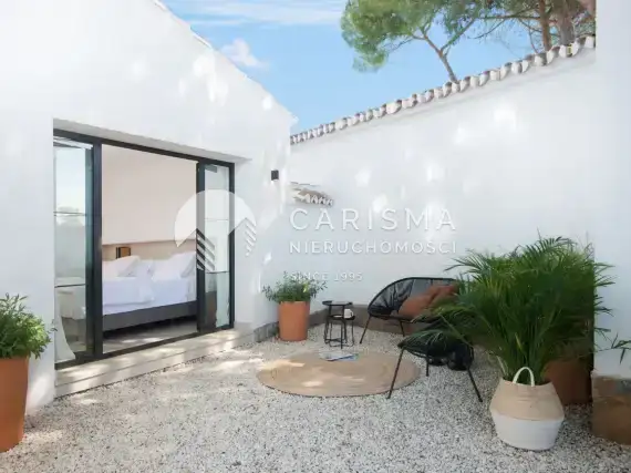 (31) Ekskluzywna willa w pierwszej linii brzegowej, Marbella East, Costa del Sol