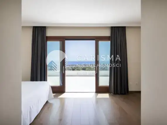 (23) Luksusowa willa ze spektakularnym widokiem na morze, Marbella East, Costa del Sol.