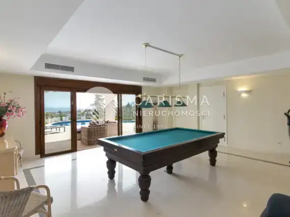 (36) Luksusowa willa ze spektakularnym widokiem na morze, Marbella East, Costa del Sol.