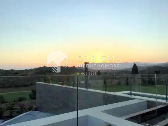 (11) Luksusowa willa w pierwszej linii pola golfowego, Marbella East, Costa del Sol