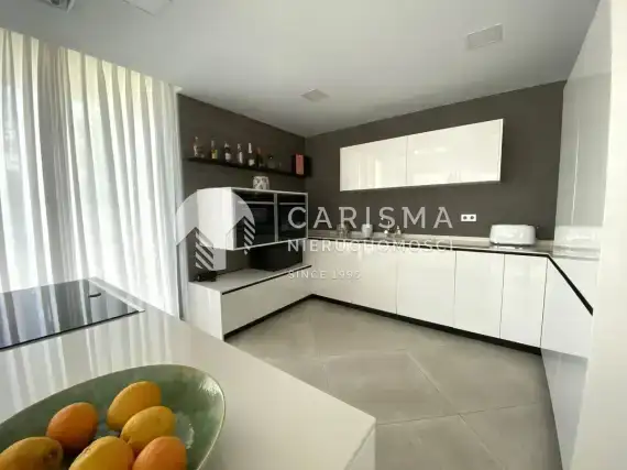 (10) Luksusowa willa w pierwszej linii pola golfowego, Marbella East, Costa del Sol