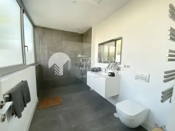 (34) Luksusowa willa w pierwszej linii pola golfowego, Marbella East, Costa del Sol