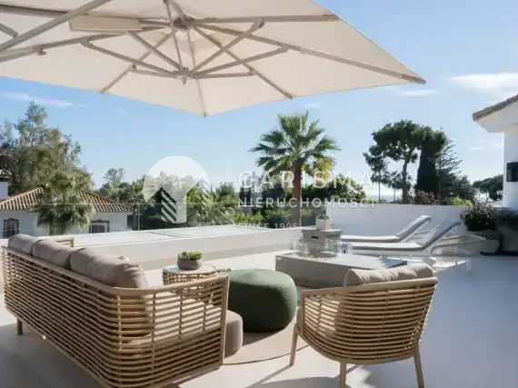 (30) Luksusowa willa 300 m od plaży z widokiem na morze i góry, Marbella East, Costa del Sol