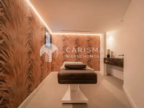 (36) Luksusowa willa 300 m od plaży z widokiem na morze i góry, Marbella East, Costa del Sol