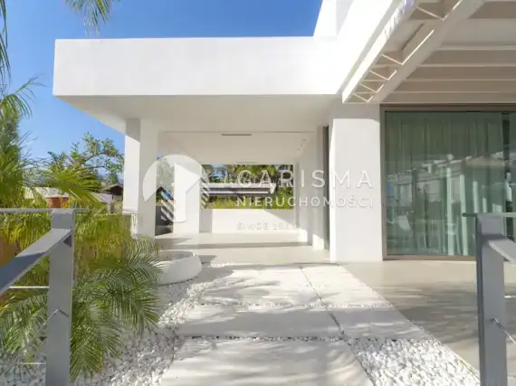 (10) Nowoczesna willa w pierwszej linii brzegowej, Marbella East, Costa del Sol