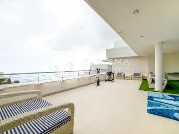 (54) Luksusowy apartament z niesamowitym widokiem na morze w Altea Hills