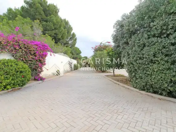 (46) Duża willa w tradycyjnym stylu z pięknym widokiem na morze, Moraira, Costa Blanca Północ.