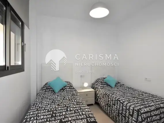 (15) Apartamenty z 2 i 3 sypialniami w Villamartin