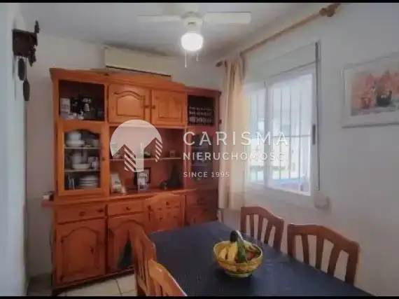 (11) Dom w zabudowie szeregowej w dobrej lokalizacji w Calpe, Costa Blanca