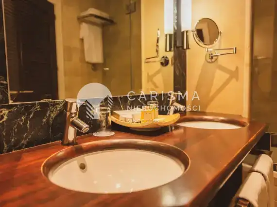 (14) Luksusowy apartament w 5* hotelu, w pierwszej linii brzegowej, Puerto Banus, Costa del Sol