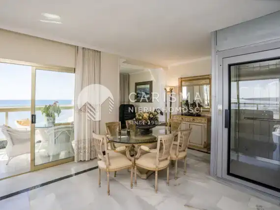 (21) Luksusowy penthouse, w pierwszej linii brzegowej, Marbella, Costa del Sol