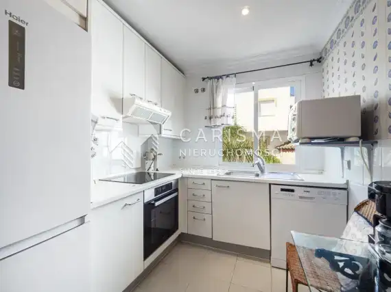 (25) Apartament w pierwszej linii brzegowej, Puerto Banus, Costa del Sol
