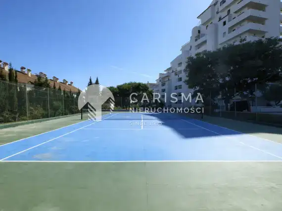 (42) Penthouse z widokiem na morze, w pierwszej linii brzegowej, Estepona, Costa del Sol