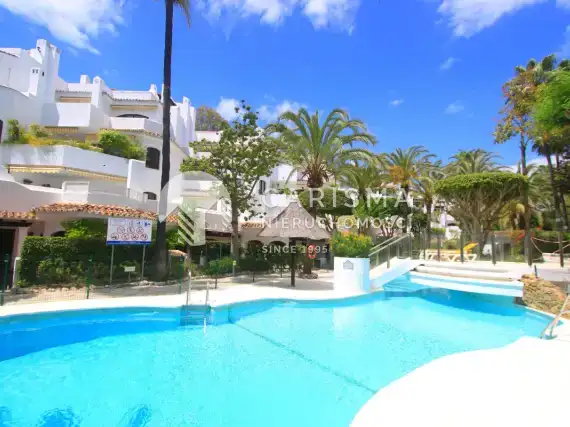 (35) Luksusowy penthouse, w pierwszej linii brzegowej, Elviria, Costa del Sol