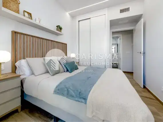 (8) Nowe apartamenty 750 m od plaży w Arenales del Sol