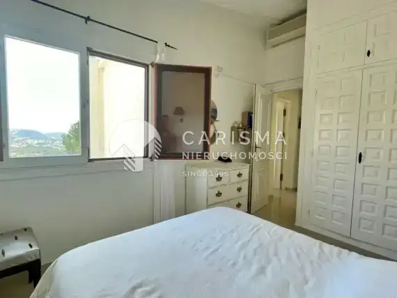 (18) Odremontowana willa z widokiem na morze w Moraira