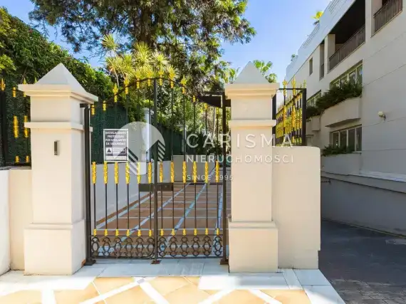 (36) Apartament na terenie osiedla Fuerte Aloha