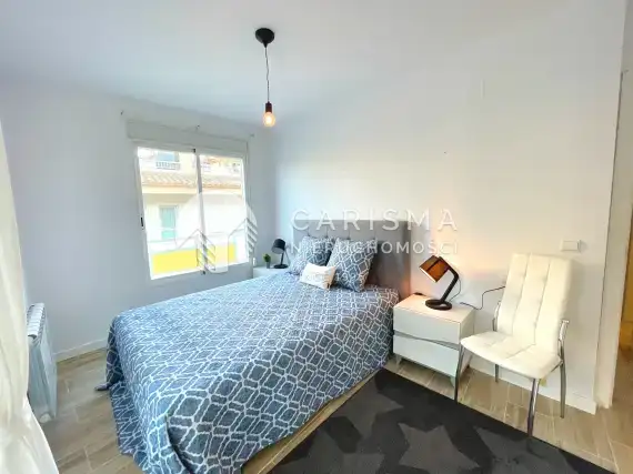(21) Częściowo odremontowany apartament w Calpe, 60 metrów od plaży