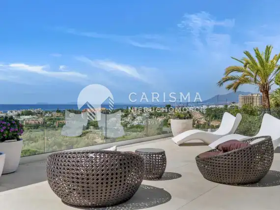 (33) Dom w Hiszpanii z widokiem na Morze Śródziemne, Rio Real, Malaga, Costa del Sol