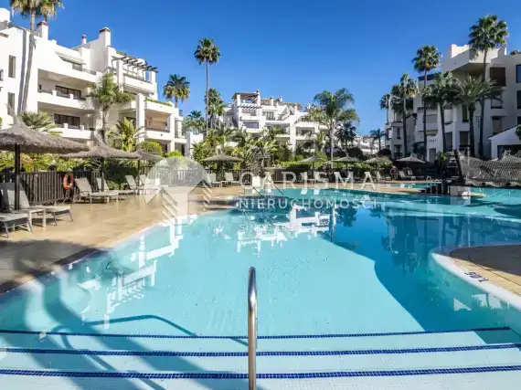 (3) Luksusowy apartament w pierwszej linii brzegowej, New Golden Mile, Costa del Sol.