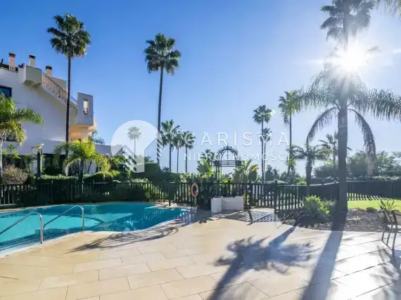 (14) Luksusowy apartament w pierwszej linii brzegowej, New Golden Mile, Costa del Sol.