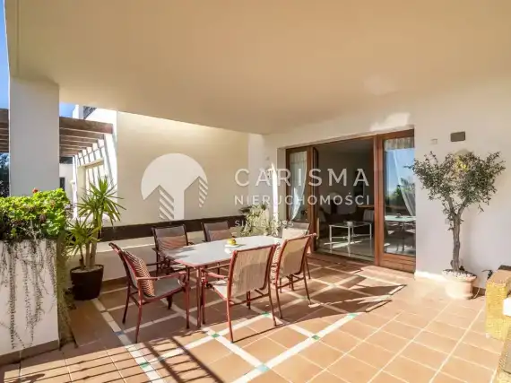 (47) Luksusowy apartament w pierwszej linii brzegowej, New Golden Mile, Costa del Sol.