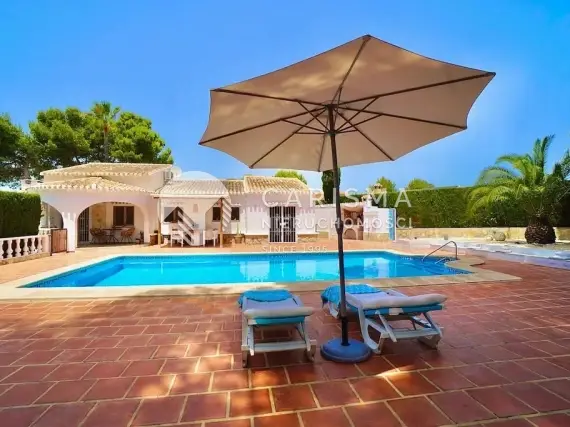 (2) Dom w stylu Ibiza w Moraira, Costa Blanca