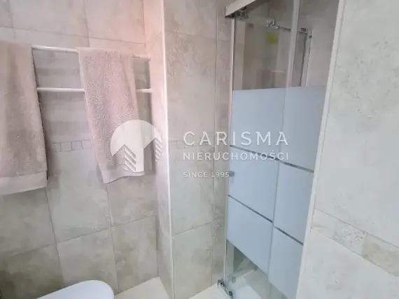 (10) Dwupoziomowy penthouse z widokiem na morze w Benidorm