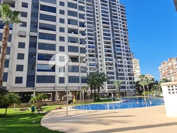 (33) Dwupoziomowy penthouse z widokiem na morze w Benidorm