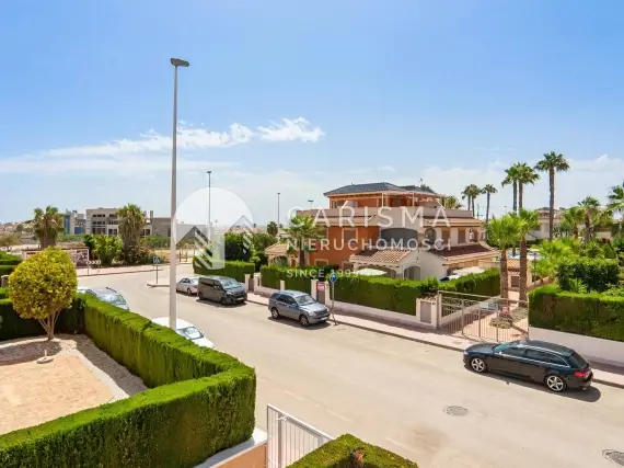 (40) Szeregowiec w Zeniamar, Orihuela Costa, Hiszpania