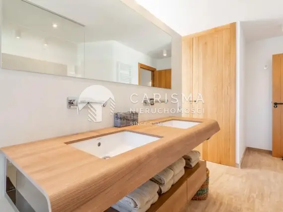 (14) Luksusowa willa w stylu Ibiza w Moraira, Costa Blanca
