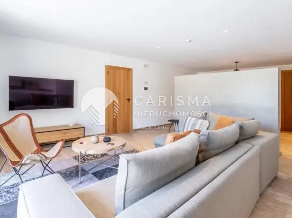 (32) Luksusowa willa w stylu Ibiza w Moraira, Costa Blanca