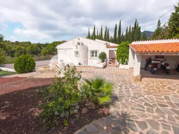 (7) Willa z 7-ma sypialniami, w cichej okolicy, La Nucia, Costa Blanca