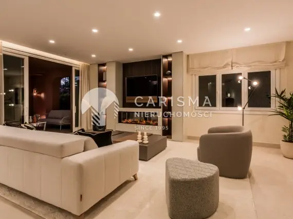 (19) Luksusowy, parterowy apartament w pierwszej linii brzegowej, Estepona, Costa del Sol