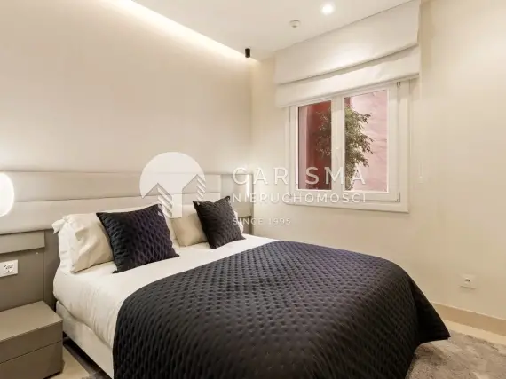 (38) Luksusowy, parterowy apartament w pierwszej linii brzegowej, Estepona, Costa del Sol