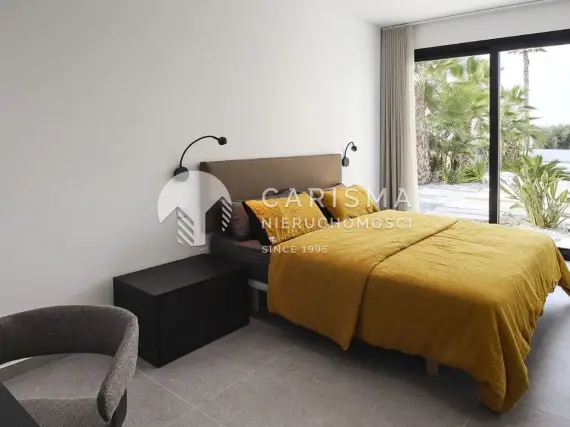 (14) Luksusowa i nowoczesna willa z 5-ma sypialniami, La Marina, Costa Blanca