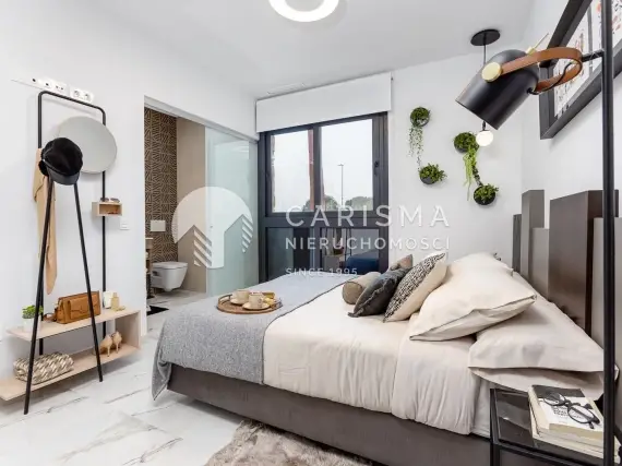 (19) Penthouse 500 m od morza w Playa Flamenca. Umeblowanie w cenie.