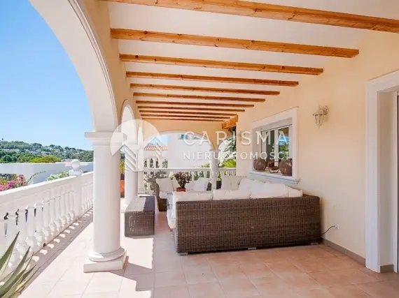 (10) Ponadczasowa willa w Sol Park, blisko centrum Moraira, Costa Blanca